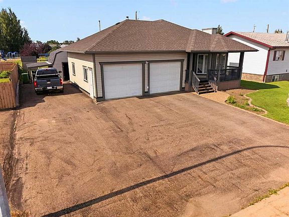 2nd image of 9814 SE 108th St