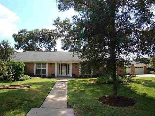 1st image of 4835 Garwood Ln
