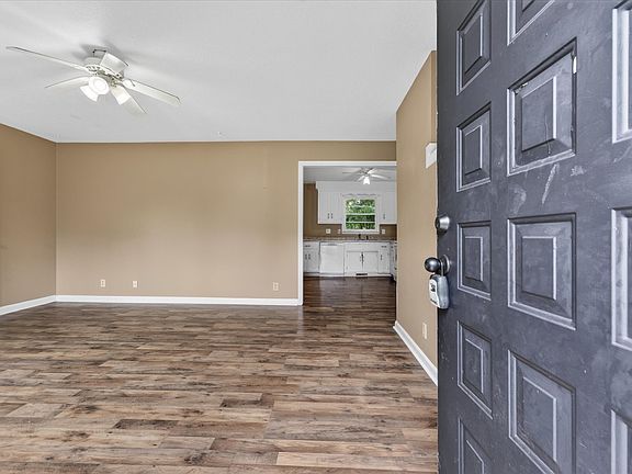5th image of 406 Lillie Belle Ln