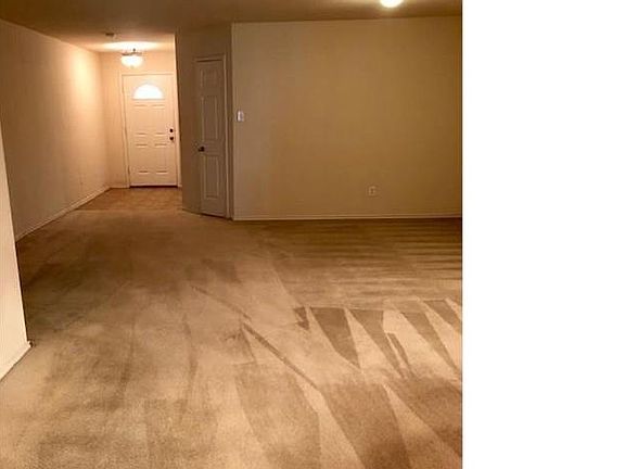 4th image of 816 Moss Glen Trl