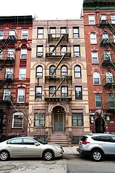 117 Henry Street in Two Bridges