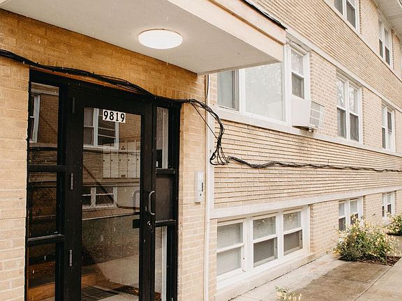 2nd image of 9817 Schiller Blvd