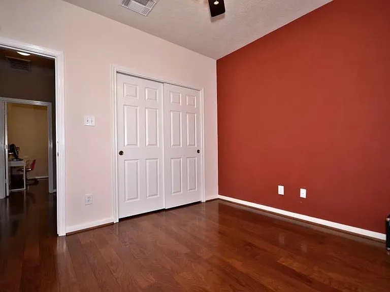 21114 Albany Park Ln — Photo 21