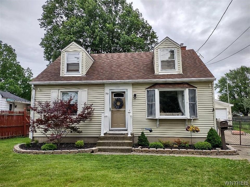 1st image of 79 Marilyn Dr