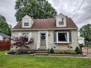 79 Marilyn Dr, Cheektowaga, NY 14225