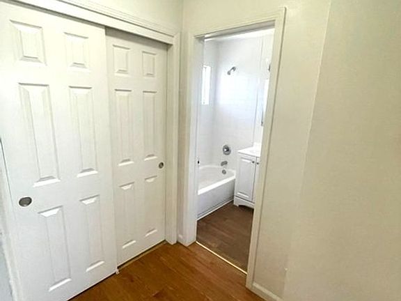 3rd image of 508 S Oakley Ave #J