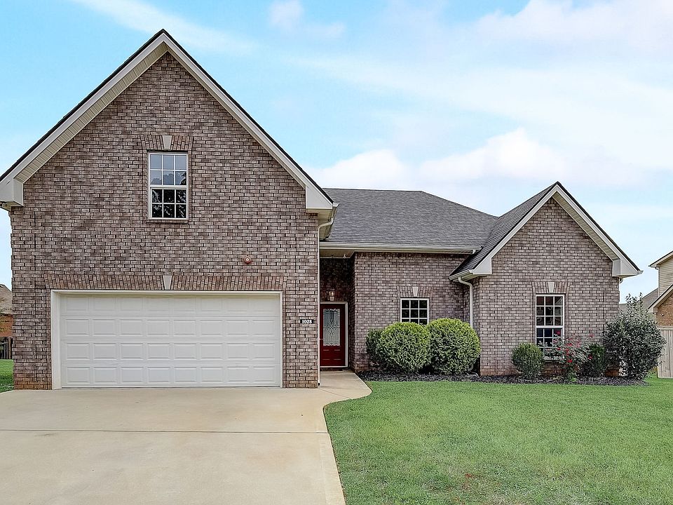 1st image of 1028 Grace Meade