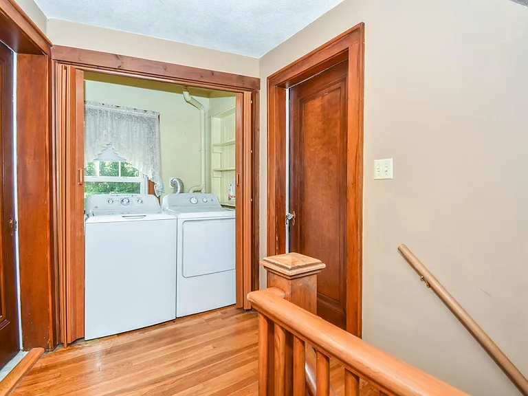 36 Whittier Rd — Photo 25