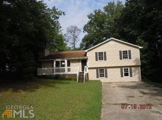 241 Timbermill Cir, Carrollton, GA 30116