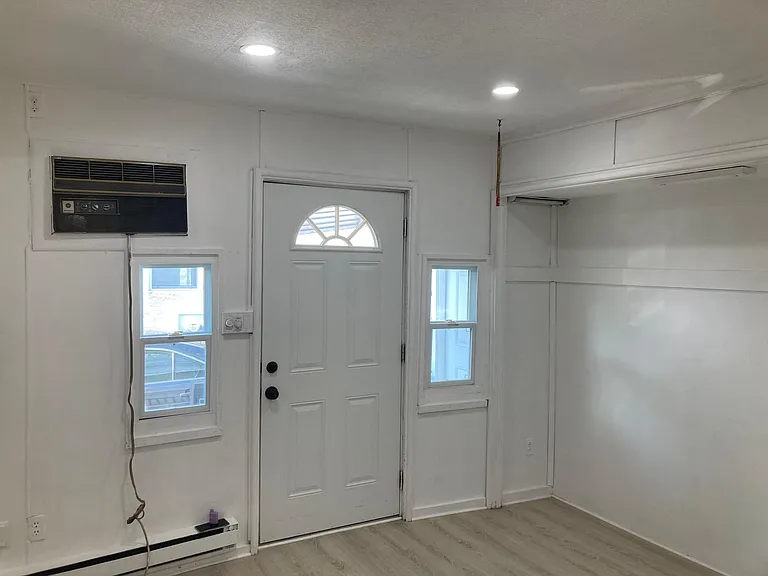 46 S Union Ave #B — Photo 15