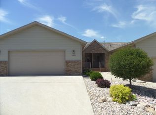 2325 Hoover Ave, Bismarck, ND 58501