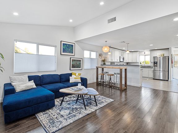 2nd image of 6108 Myosotis St