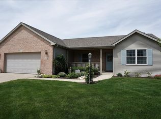 619 Sedgegrass Dr, Champaign, IL
