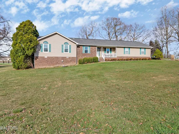 1100 Arrowhead Dr, Crossville, TN 38572