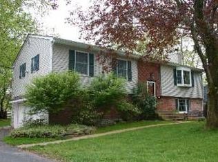 94 Taylor Ter, Hopewell, NJ 08525