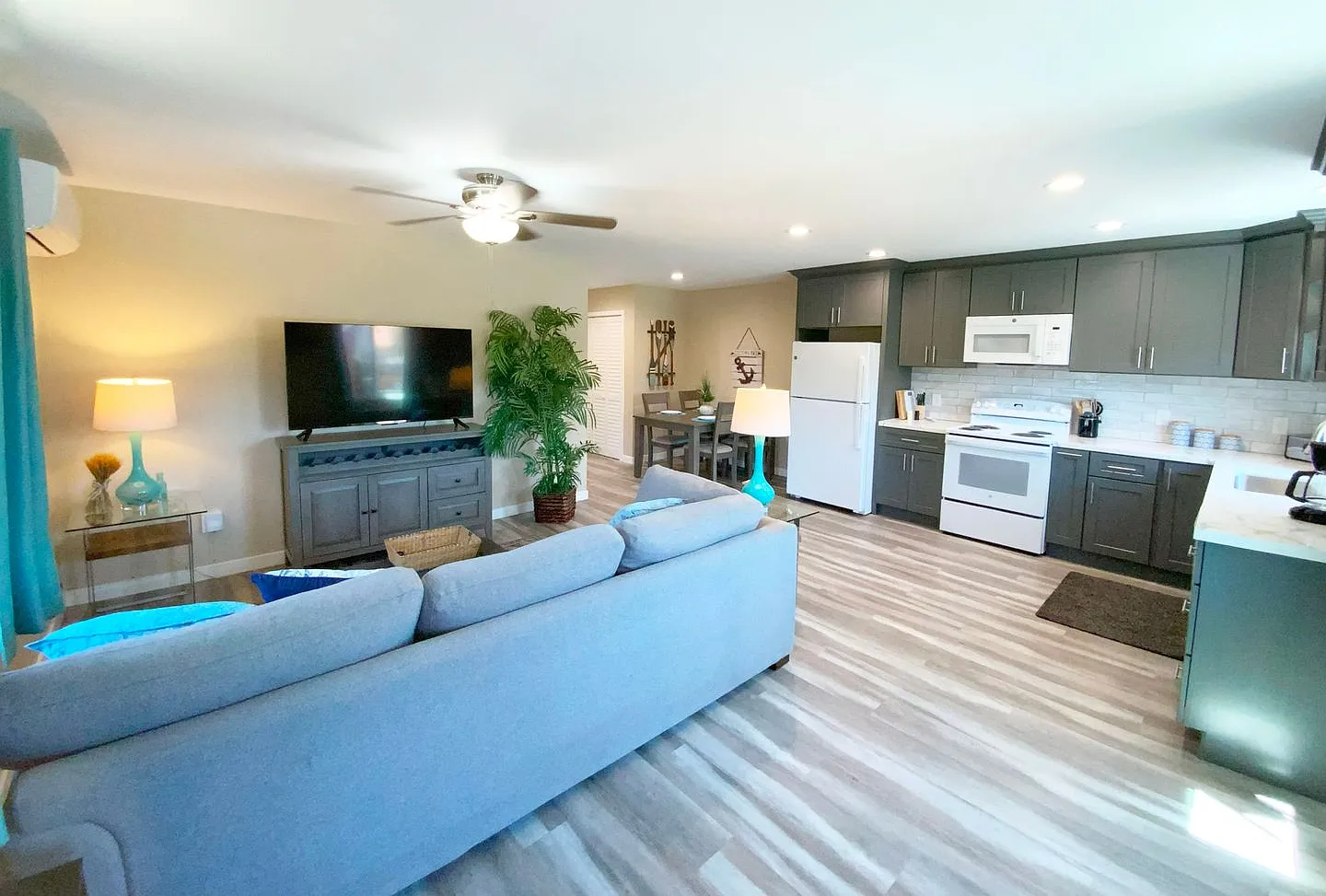 246 Calla Ave #2 — Photo 2
