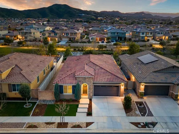 29807 Saddle Ranch Pl, Menifee, CA 92584