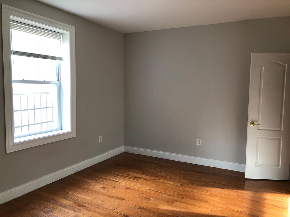 2nd image of 169 Manhattan Ave APT 41Y