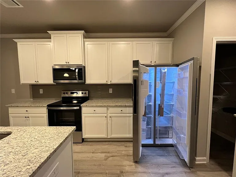 5348 Fox Hill Ln — Photo 9