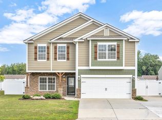 205 Lake Grove Rd, Simpsonville, SC 29681