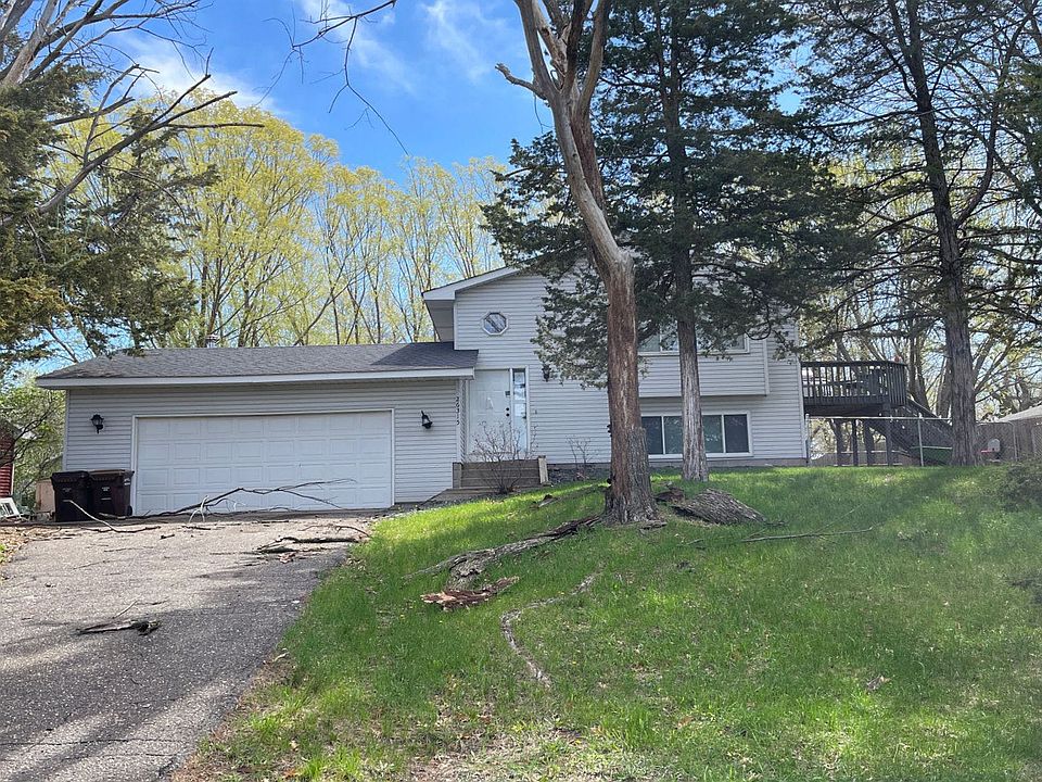 1st image of 26315 Fremont Dr