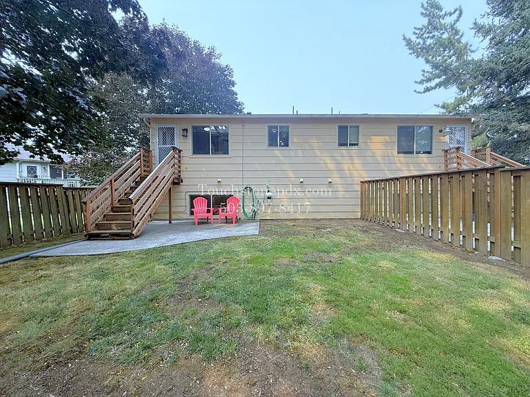 120 SE 176th Pl — Photo 29