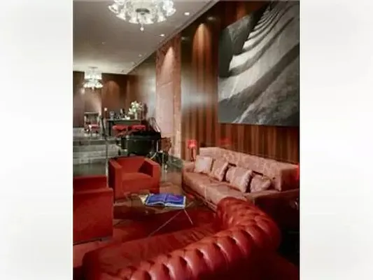 Rented by R New York | media 11