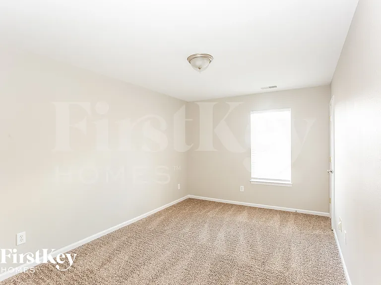 5232 Grays Ridge Dr — Photo 12