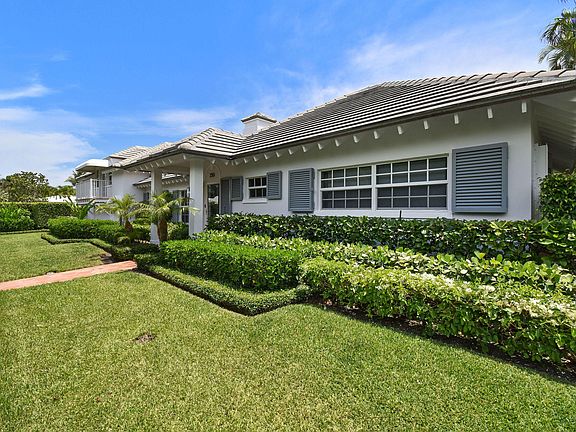 3rd image of 250 Osceola Way