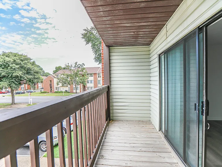 11 Haverford Ct — Photo 21