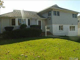 1st image of 230 Wyngate Dr