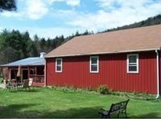1252 Kenyon Rd, Bradford, VT 05033