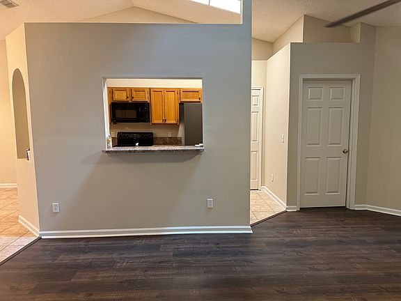 5th image of 8198 Loch Seaforth Ct