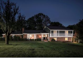 1922 Karlin Dr, Saint Louis, MO