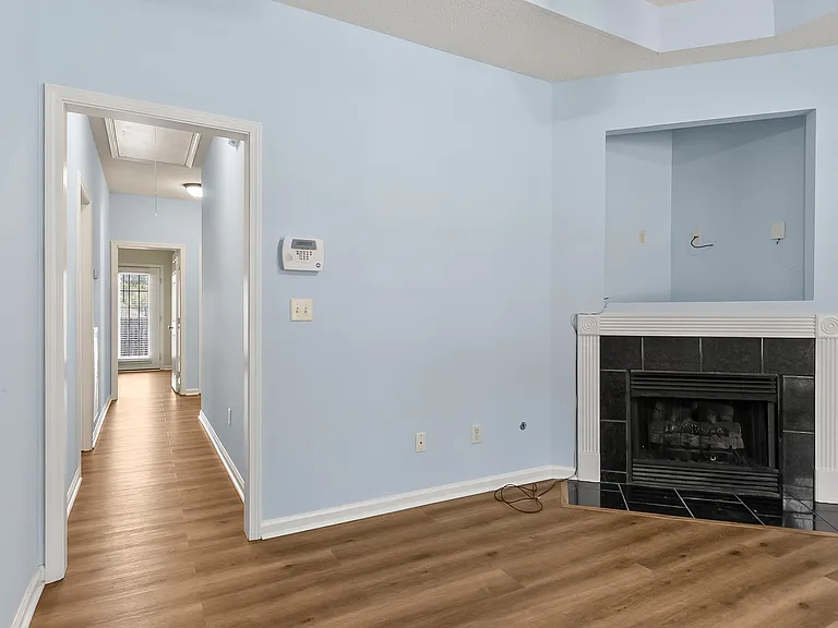 6402 Covington Villas Dr — Photo 13