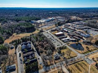 805 E Haggard Ave, Elon, NC 27244