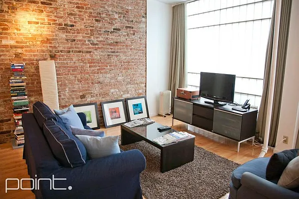 Rented by Point NYC | media 20