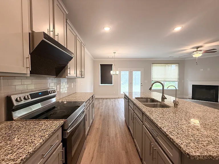 7316 Rocklin Ln — Photo 8
