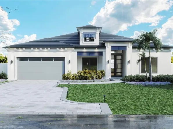 672 96th AVE N, NAPLES, FL 34108