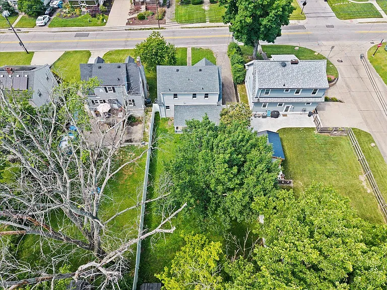 204 Stevenson Rd — Photo 24