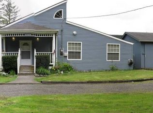 1769 NW Warrenton Dr, Warrenton, OR 97146