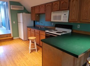 1063 Bulgarmarsh Rd, Tiverton, RI 02878