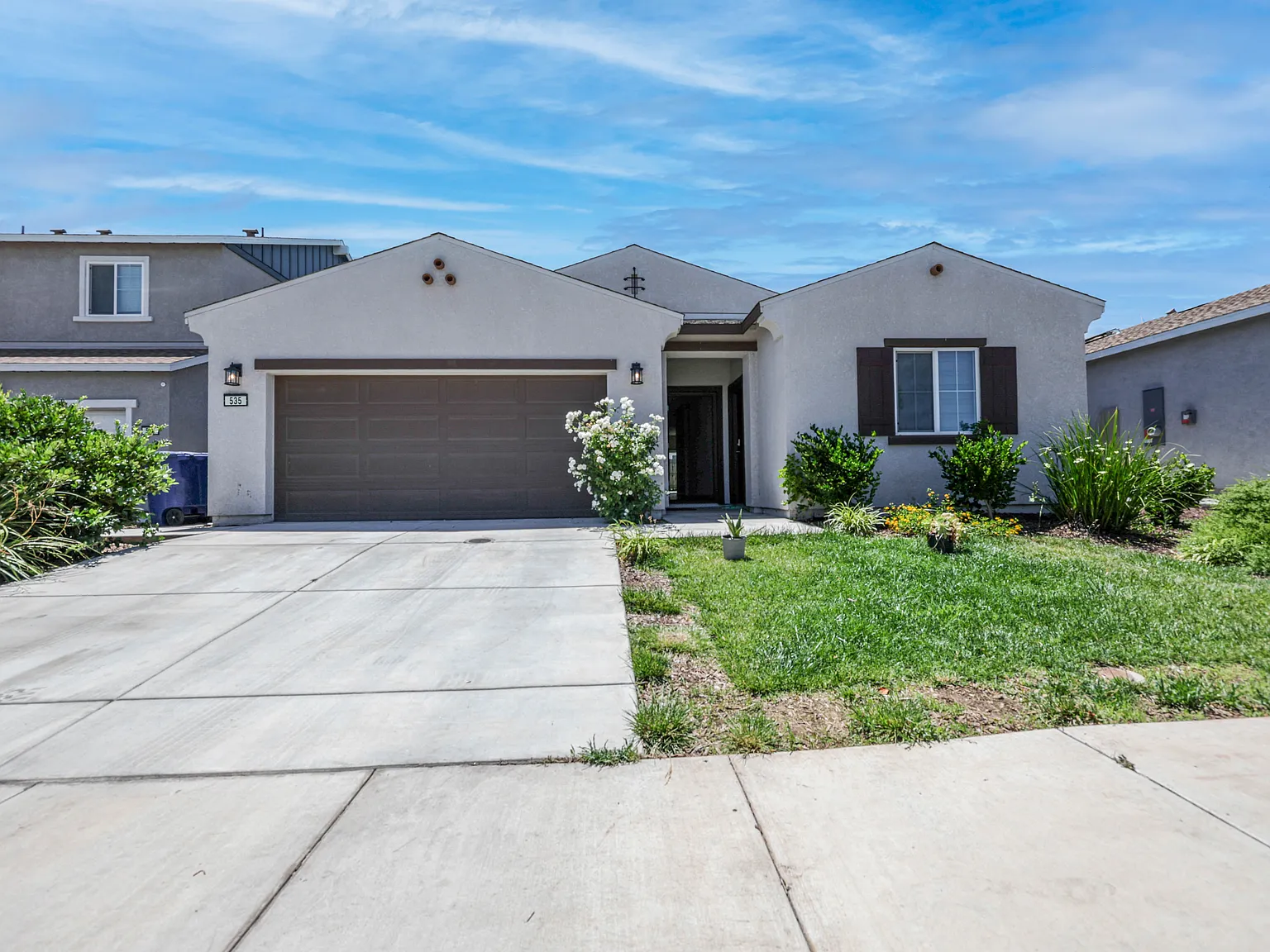 3 bed, 1800 sqft, $2,495 — Photo 1