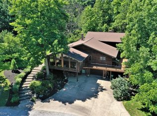 9624 Ravenna Rd, Chardon, OH 44024