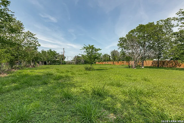 715 E Sunshine Dr — Photo 25