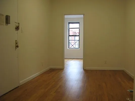 Rented by Roseann Lettieri Realty | media 10