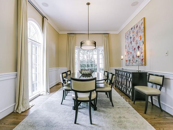 4th image of 3401 Dartmouth Ave