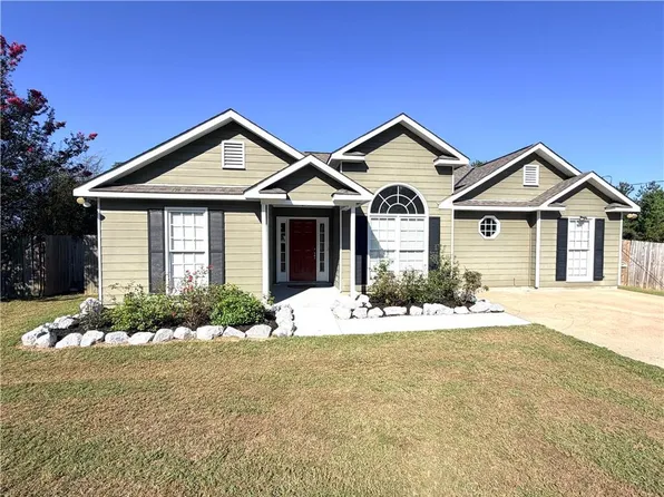 32 Lee Road 2095, Phenix City, AL 36870