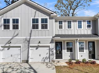 105 Berry Shoals Dr, Summerville, SC 29485