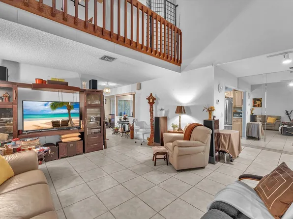 6198 Laurel Lane #B, Tamarac, FL 33319